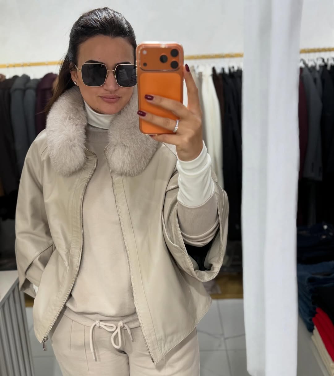 ________________femra-veshje-butik-kamez-1973