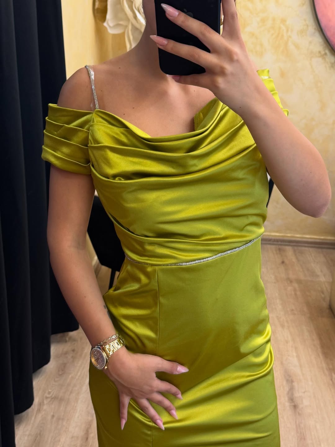 ____BUTIK-VESHJE-FEMRAHS-DURRES-19